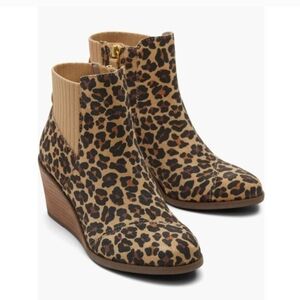 TOMS Sadie Leopard Wedge Ankle Boots